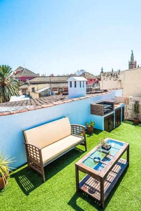 Atico Con Piscina Junto Catedral De Sevilla ภายนอก รูปภาพ